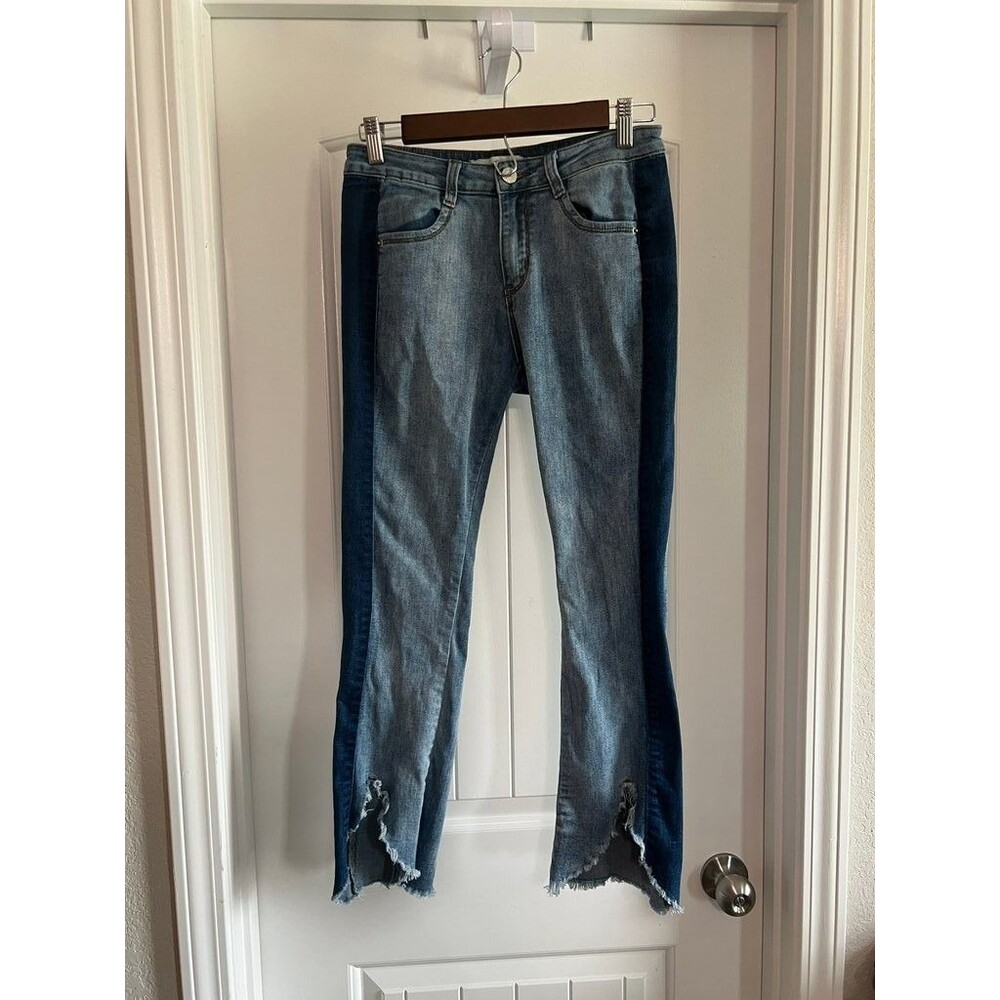 Davi & Dani Two-Tone Frayed Hem Jeans